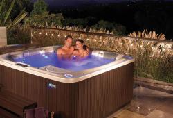 Inspiration Gallery - Pool Side Hot Tubs - Image: 237